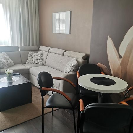 Apartament Prywatny Salon Z Aneksem Kuchennym I Sypialnia W Hotelu Diva Колобжег Екстериор снимка