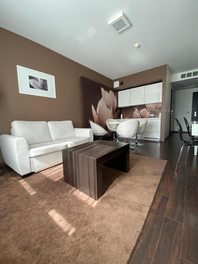 Apartament Prywatny Salon Z Aneksem Kuchennym I Sypialnia W Hotelu Diva Колобжег Екстериор снимка