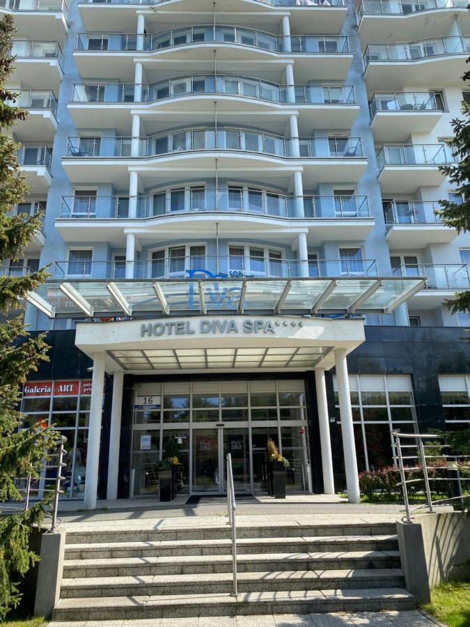 Apartament Prywatny Salon Z Aneksem Kuchennym I Sypialnia W Hotelu Diva Колобжег Екстериор снимка