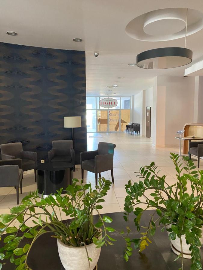Apartament Prywatny Salon Z Aneksem Kuchennym I Sypialnia W Hotelu Diva Колобжег Екстериор снимка