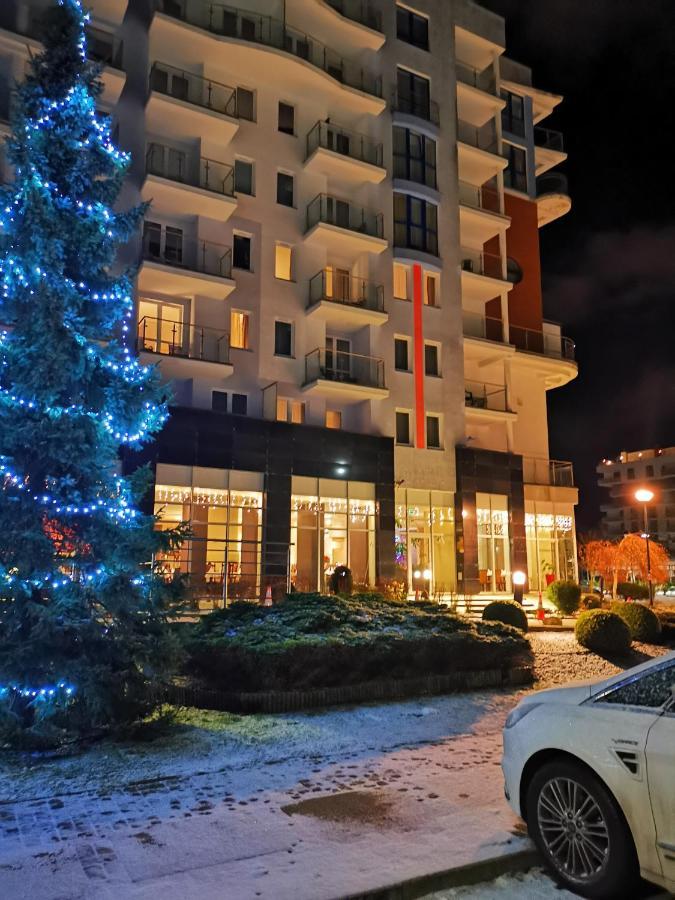 Apartament Prywatny Salon Z Aneksem Kuchennym I Sypialnia W Hotelu Diva Колобжег Екстериор снимка