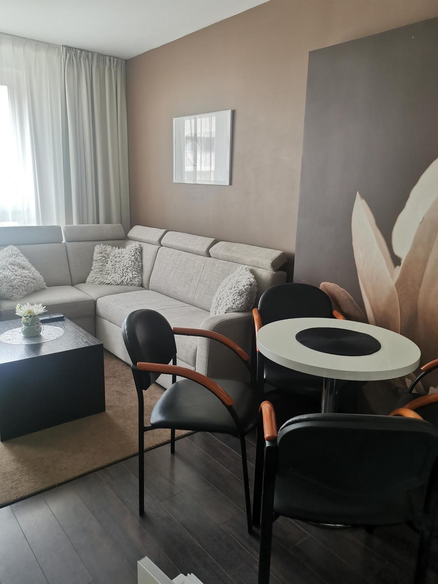 Apartament Prywatny Salon Z Aneksem Kuchennym I Sypialnia W Hotelu Diva Колобжег Екстериор снимка